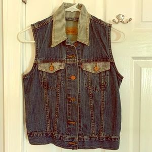 Levi’s denim button down vest with striped detail